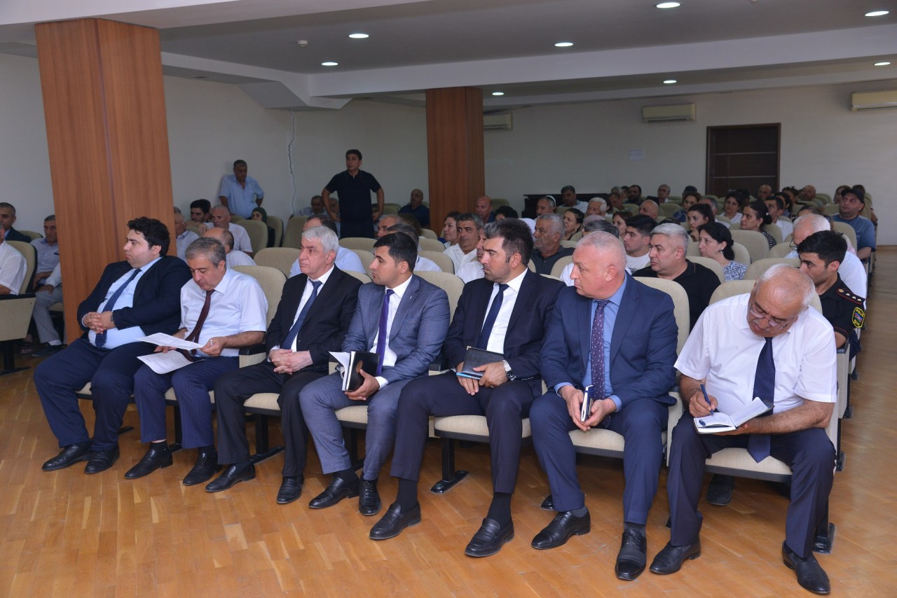 Süleyman Mikayılov qəsəbə sakinləri ilə görüşdü - FOTOLAR