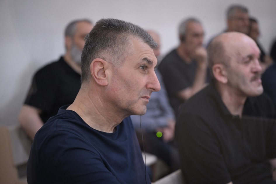 Bacısının taleyindən 33 ildir məlumat ala bilmir - MƏHKƏMƏ (FOTOLAR)