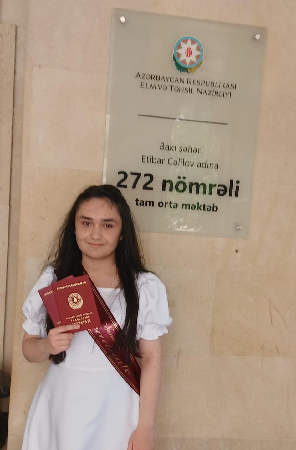 Bu şagirdlər 700 bal topladı