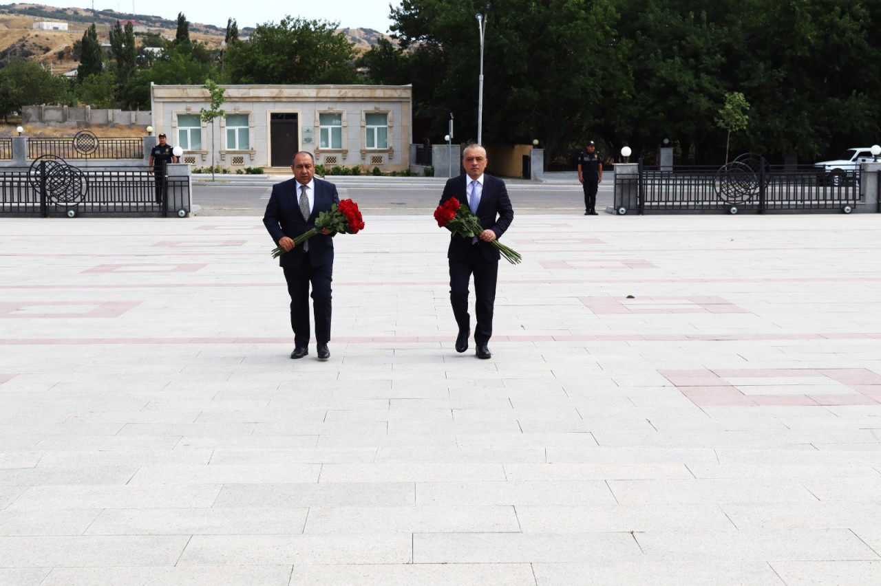 Agentlik sədri vətəndaşların problemlərini dinlədi - FOTOLAR