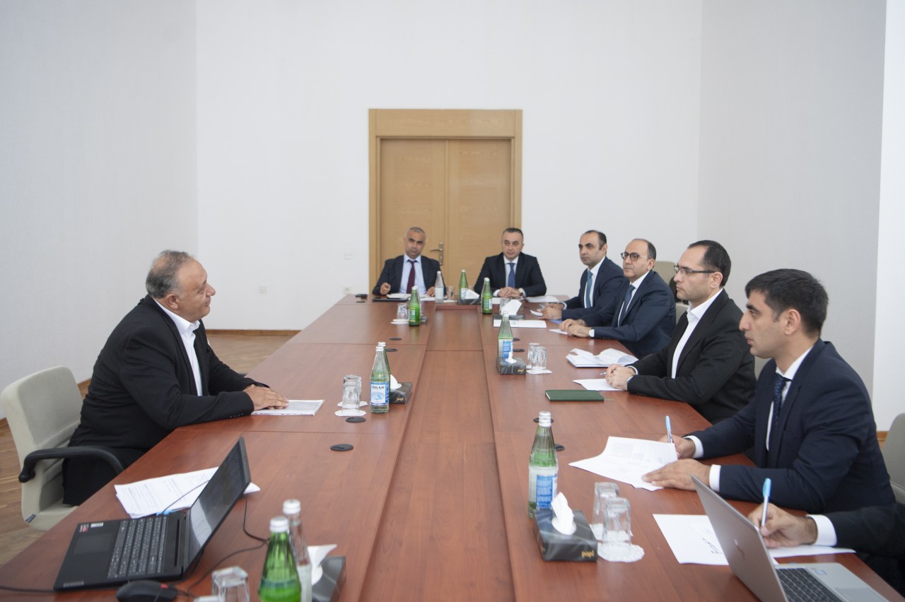 Nazir Qəbələdə vətəndaşları qəbul edib - FOTOLAR