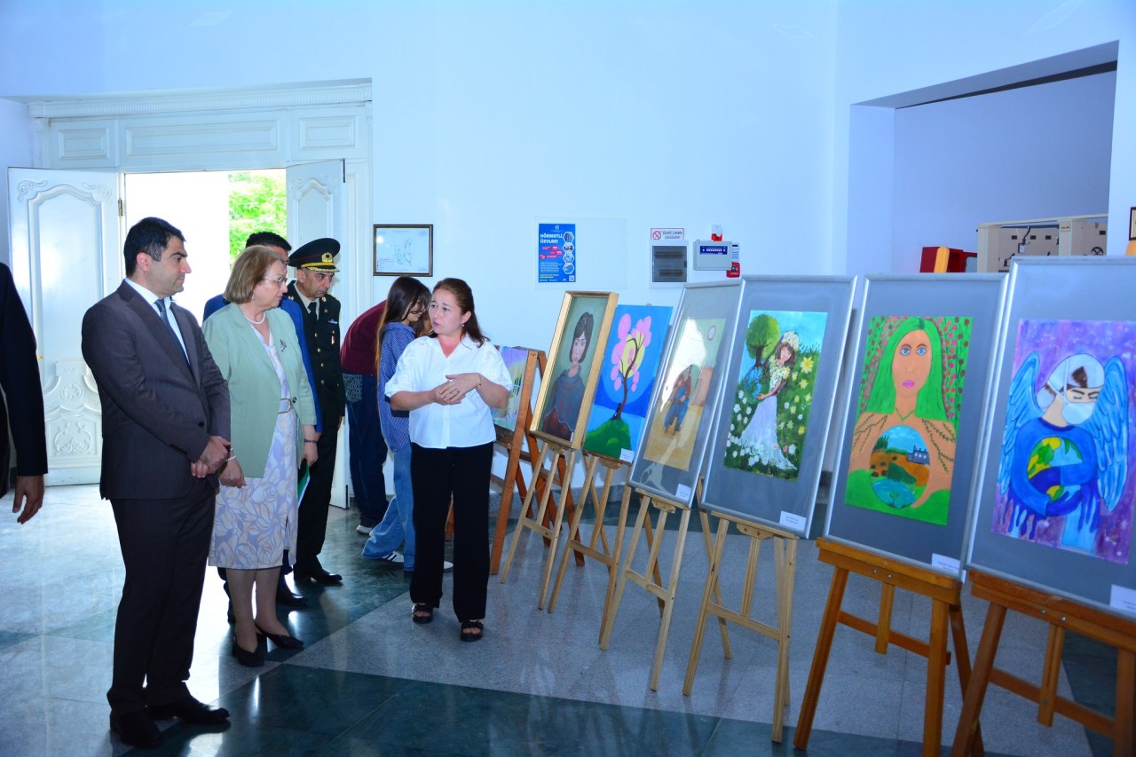 Ağstafada “Dövlətin qadın və uşaq portreti” adlı tədbir keçirildi - FOTOLAR