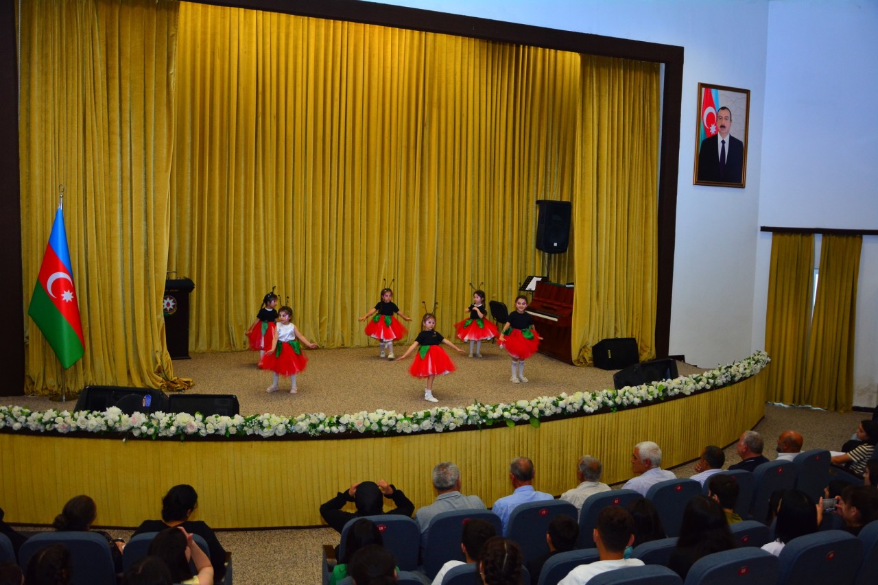 Ağstafada “Dövlətin qadın və uşaq portreti” adlı tədbir keçirildi - FOTOLAR