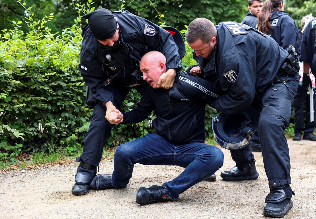 Dünyada baş verənlər FOTOLARDA