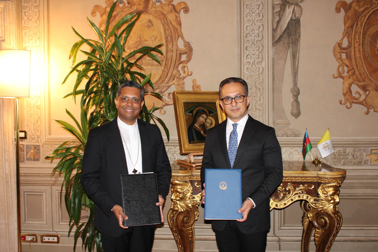 Bakı və Vatikan arasında dinlərarası dialoqa dair razılaşma əldə olunub - FOTOLAR