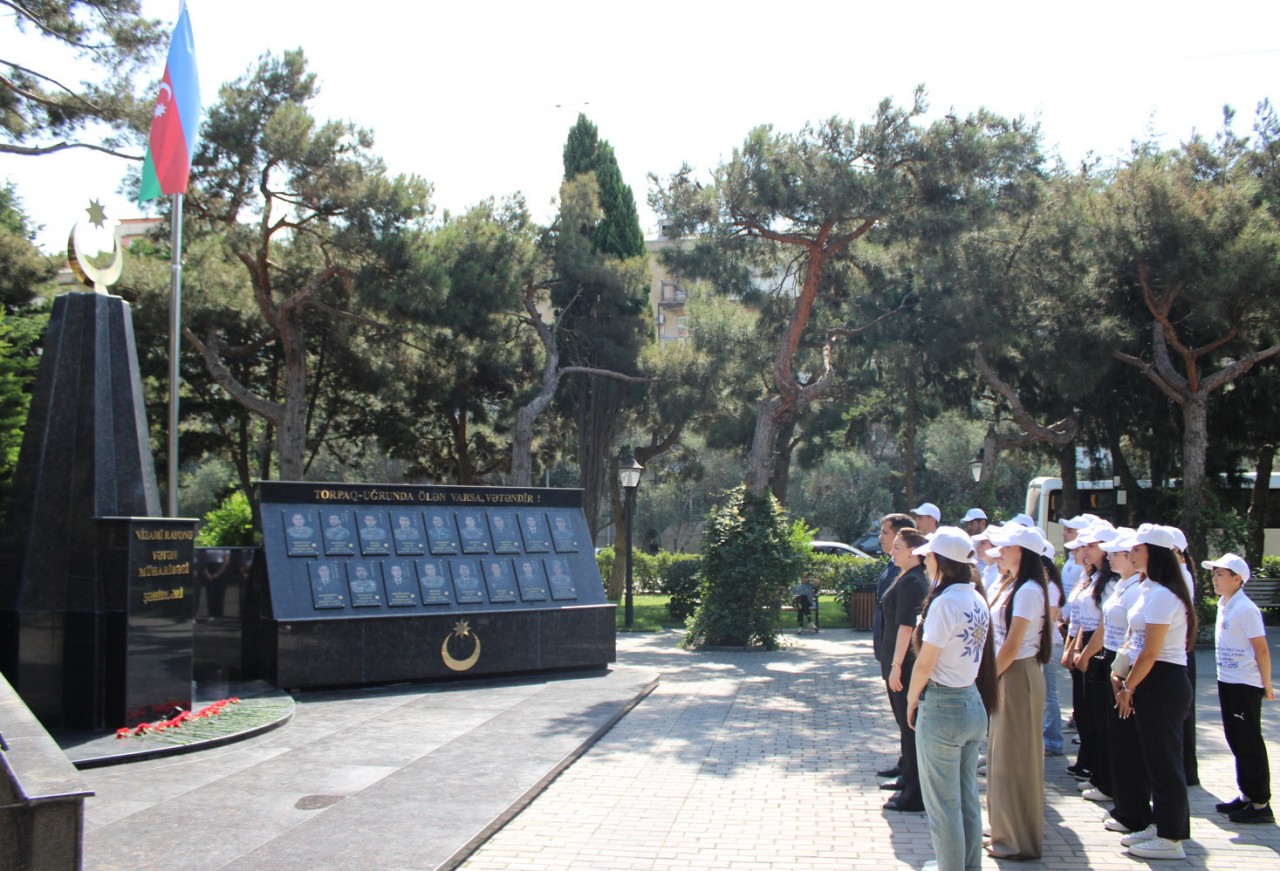 YAP Nizami rayon təşkilatı gənclər üçün yay məktəbi təşkil etdi - FOTOLAR