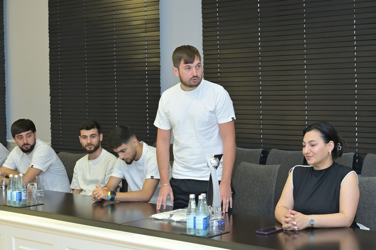 Emin Əmrullayev Avropa çempionu olan tələbələrlə görüşdü - FOTOLAR