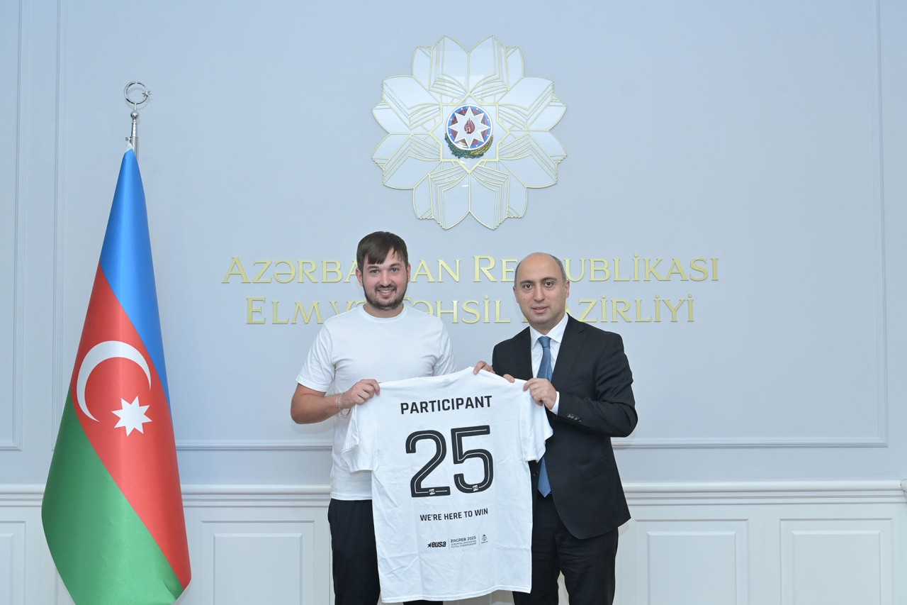 Emin Əmrullayev Avropa çempionu olan tələbələrlə görüşdü - FOTOLAR
