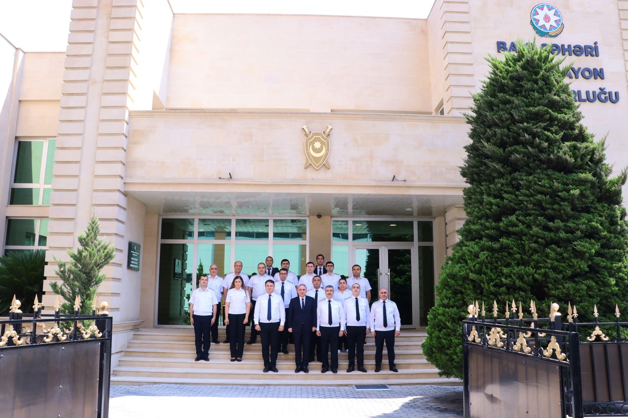 Baş prokuror Xətai rayonunda vətəndaşları qəbul etdi - FOTOLAR