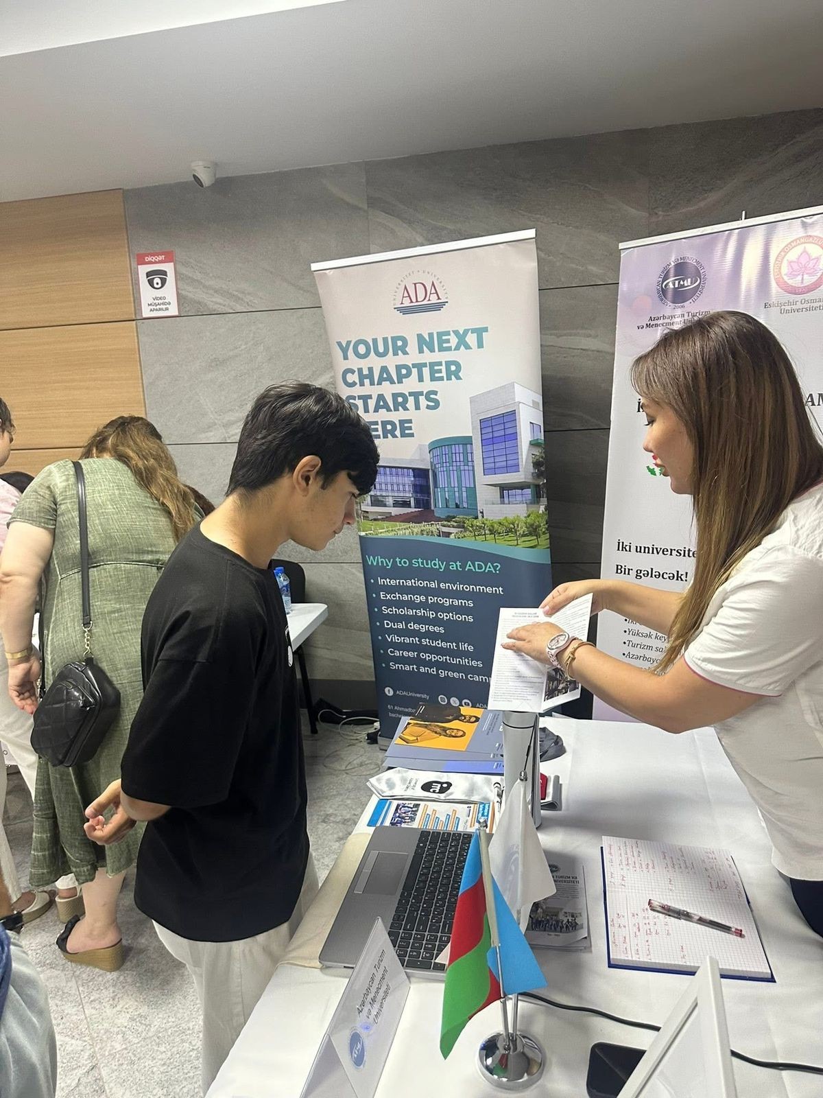 ATMU  ali təhsil müəssisələrinin sərgisində iştirak edib - FOTOLAR