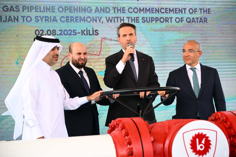 Azərbaycan qazının Suriyaya nəqlinə başlanıldı - VİDEO+FOTOLAR