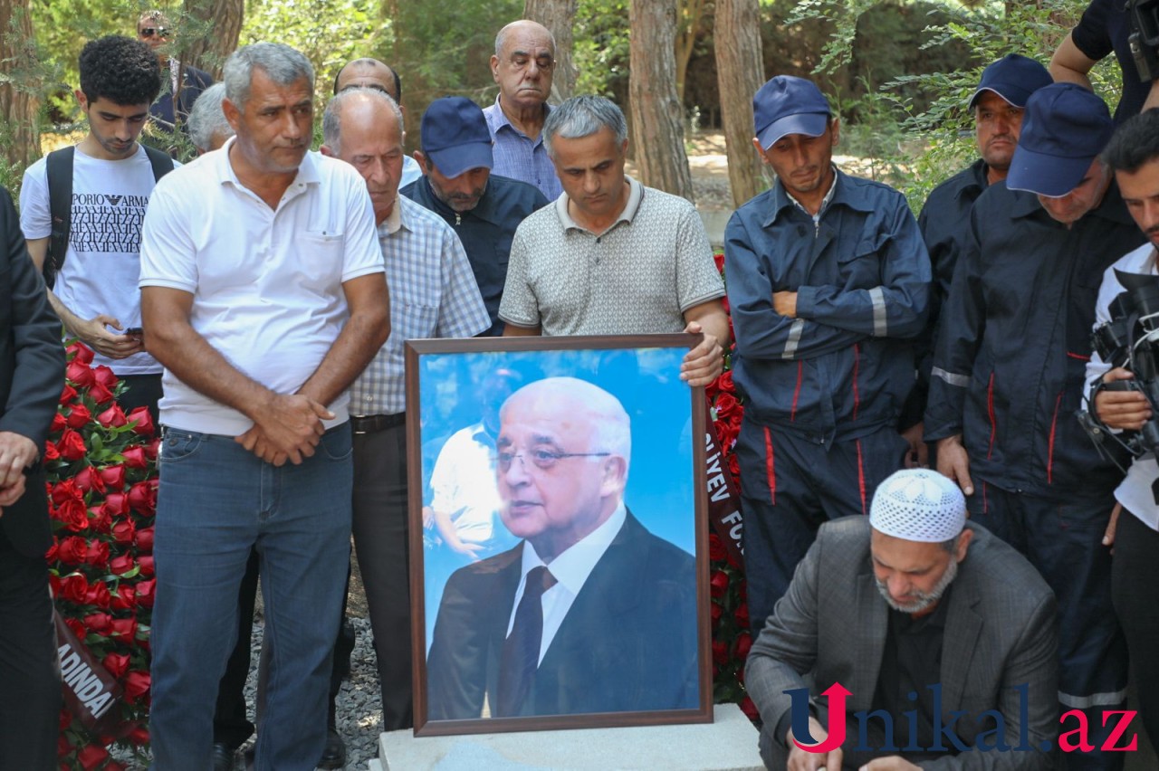 Elçin Əfəndiyev dəfn edildi - FOTOLAR