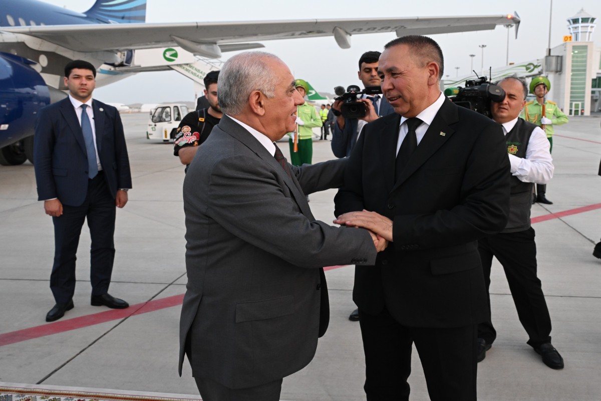 Əli Əsədov Türkmənistana getdi - FOTOLAR