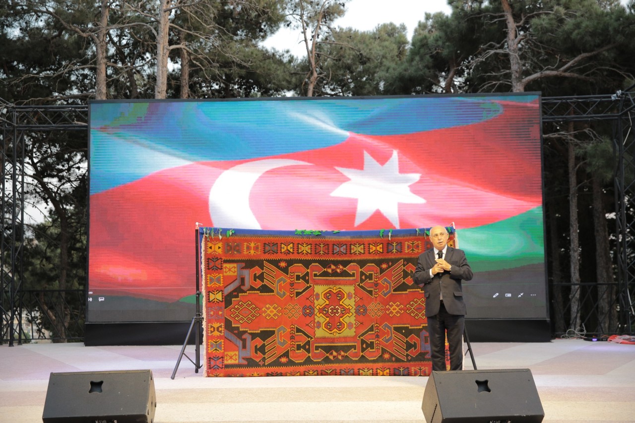 Xətai RİH uşaqları sevindirdi - FOTOLAR