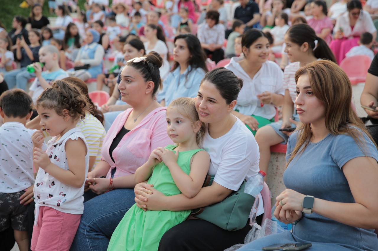 Xətai RİH uşaqları sevindirdi - FOTOLAR