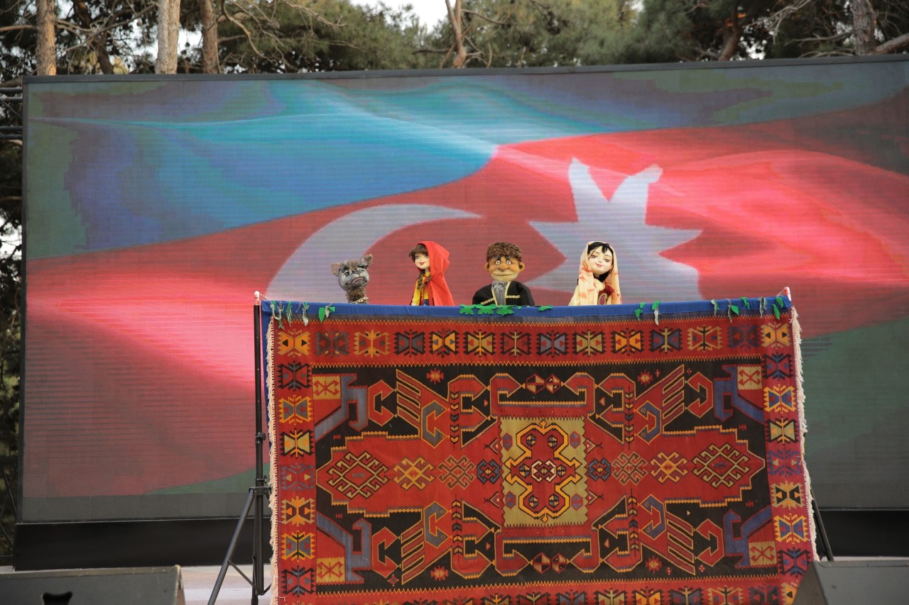 Xətai RİH uşaqları sevindirdi - FOTOLAR