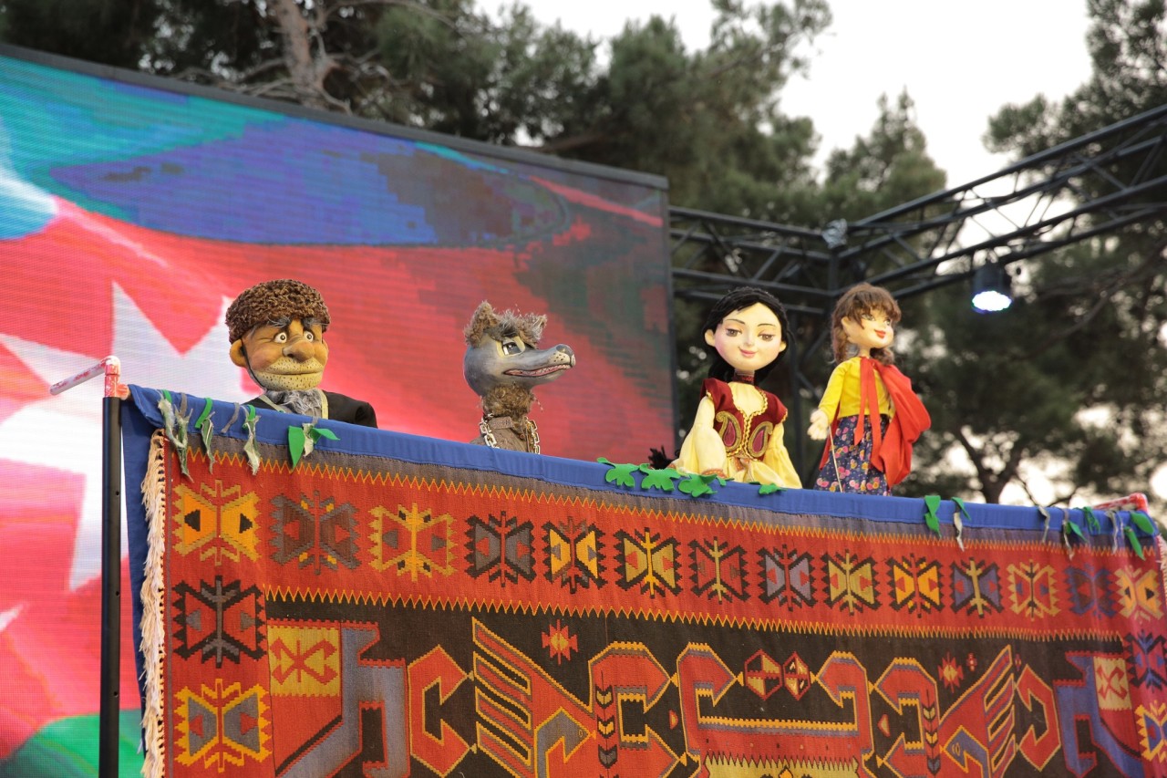 Xətai RİH uşaqları sevindirdi - FOTOLAR