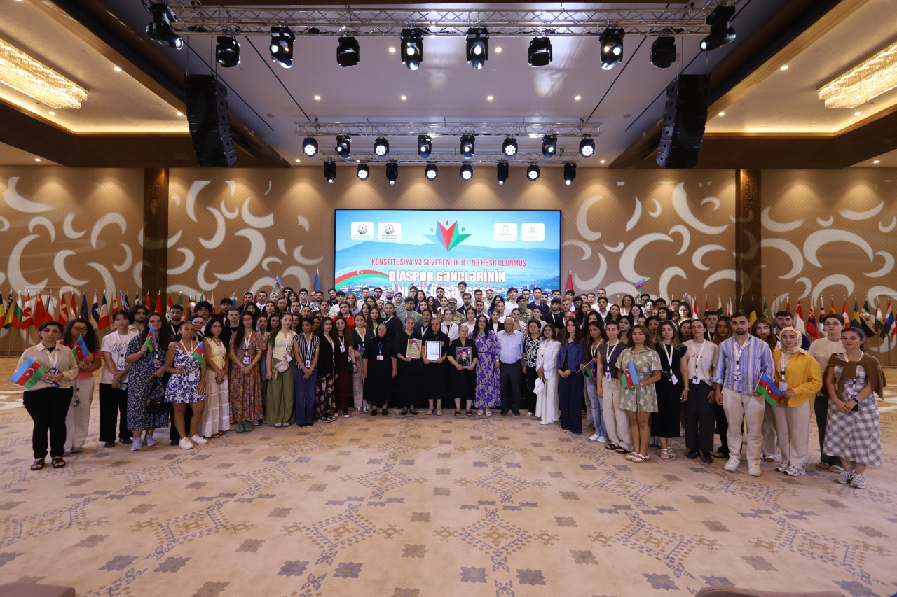 Şəhid ailələri diaspor gənclərinin yay düşərgəsində - FOTOLAR