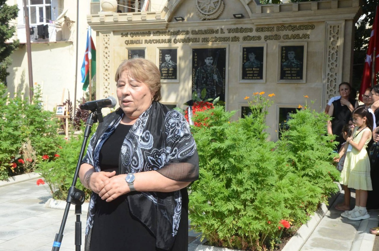 Qubadlı icra hakimiyyəti 25 şəhidin xatirəsini andı - FOTOLAR