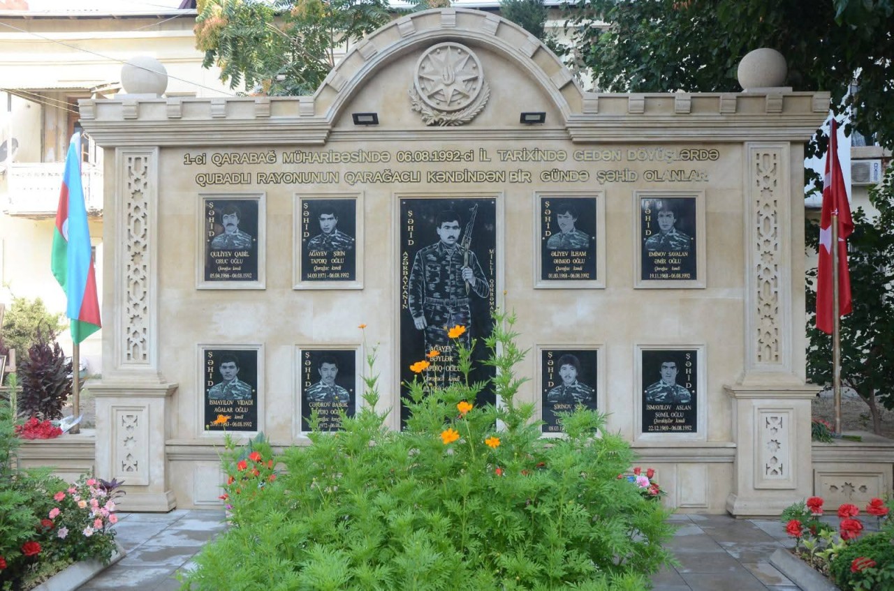 Qubadlı icra hakimiyyəti 25 şəhidin xatirəsini andı - FOTOLAR