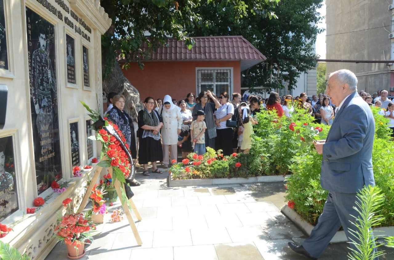 Qubadlı icra hakimiyyəti 25 şəhidin xatirəsini andı - FOTOLAR