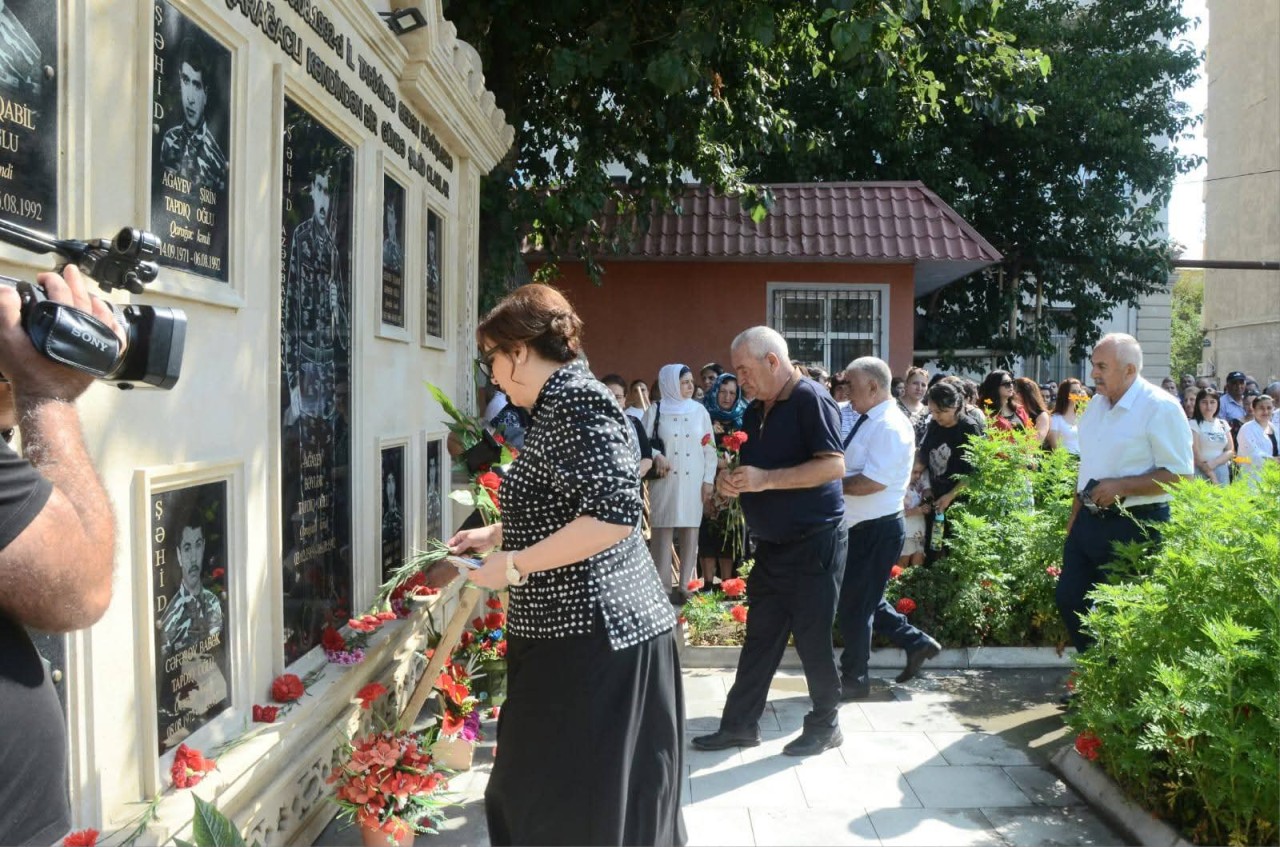 Qubadlı icra hakimiyyəti 25 şəhidin xatirəsini andı - FOTOLAR