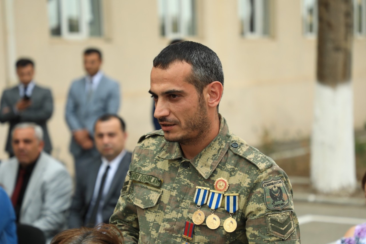 Niyazi Bayramov vətəndaşların müraciətlərini dinləyib - FOTOLAR