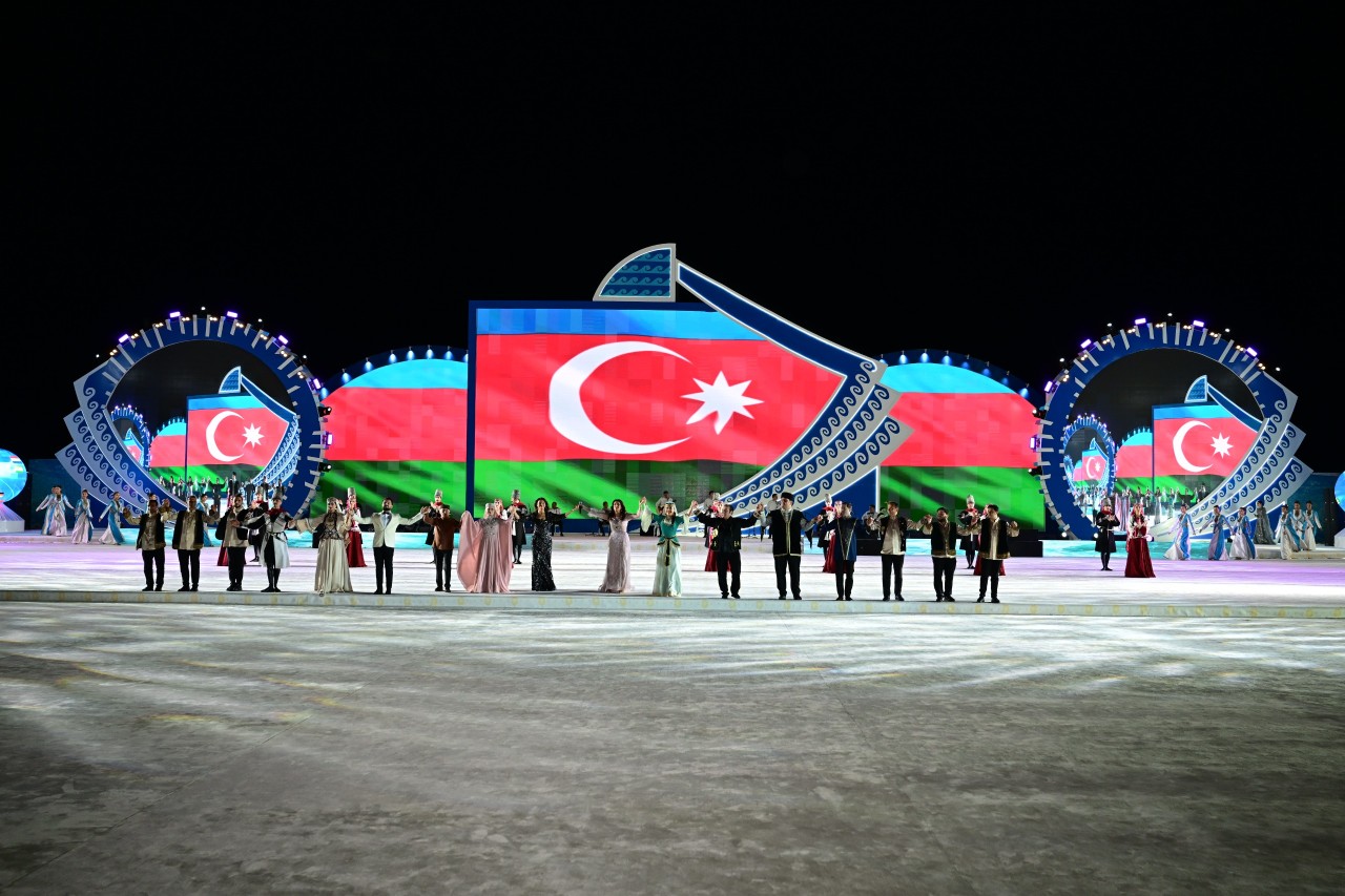 Azərbaycanın milli irsi Türkmənistanda böyük maraqla qarşılandı - FOTOLAR