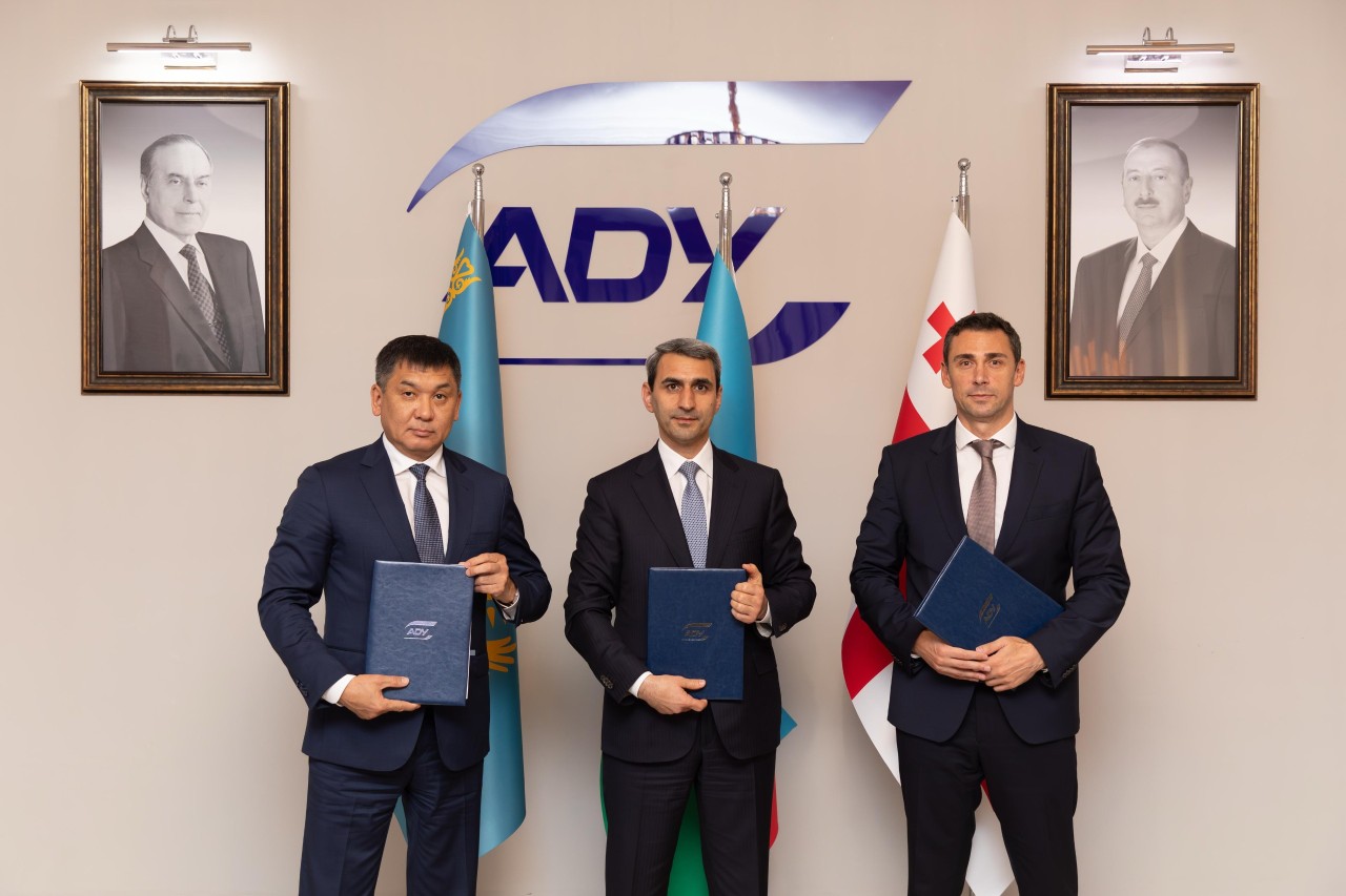 Çin şirkəti Azərbaycan, Qazaxıstan və Gürcüstanın birgə dəmir yolu müəssisəsinə daxil olacaq - FOTOLAR