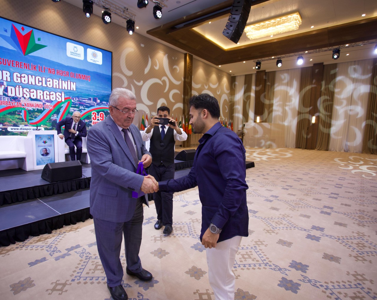 Xankəndidə “Qərbi Azərbaycan  İrsi” kitabının təqdimatı keçirilib - FOTOLAR