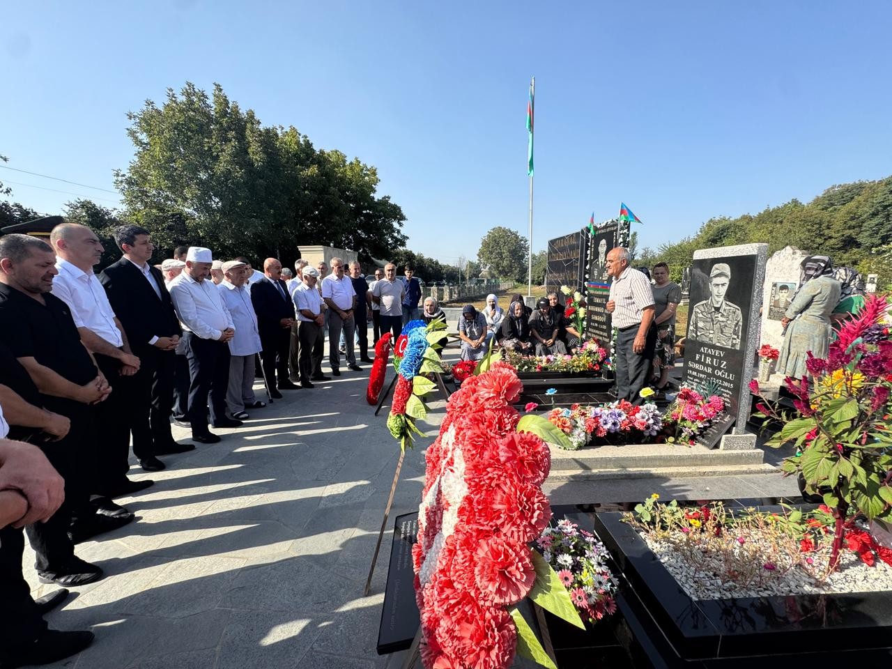 Asif Əsgərov şəhidin anım tədbirinə qatıldı - FOTOLAR