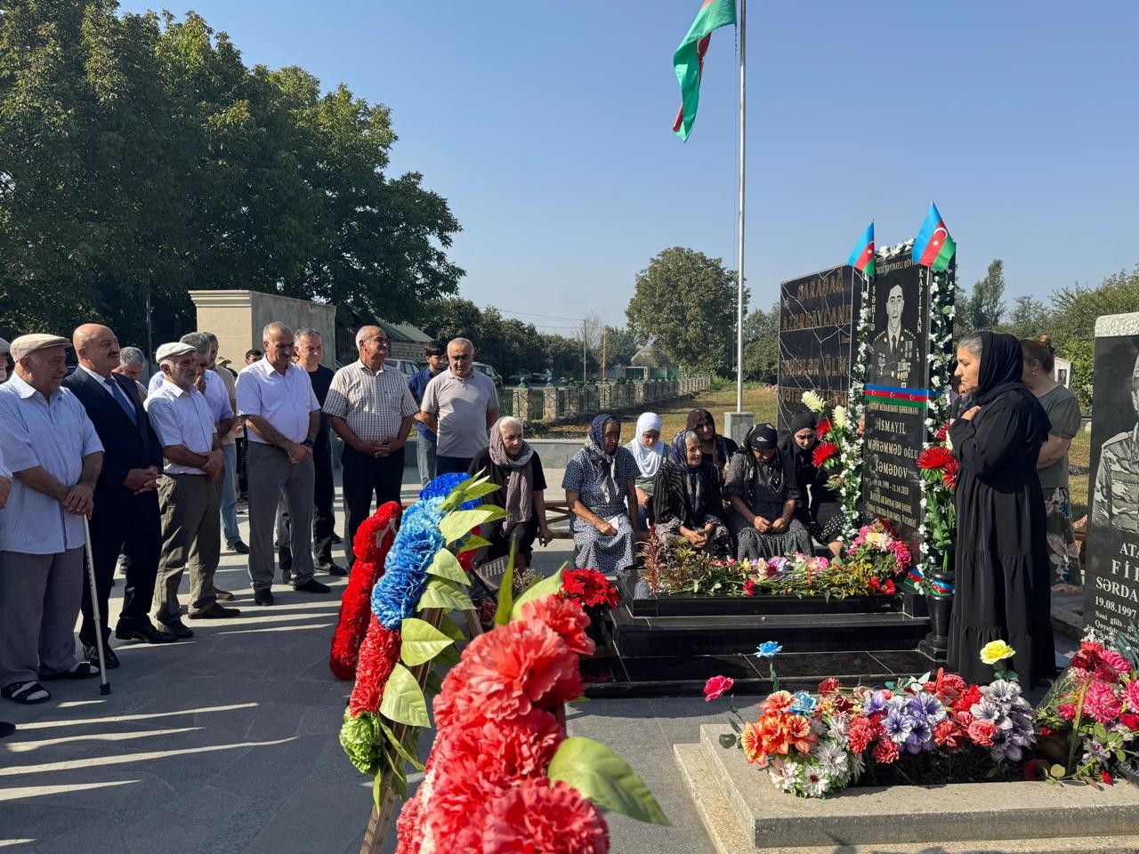 Asif Əsgərov şəhidin anım tədbirinə qatıldı - FOTOLAR