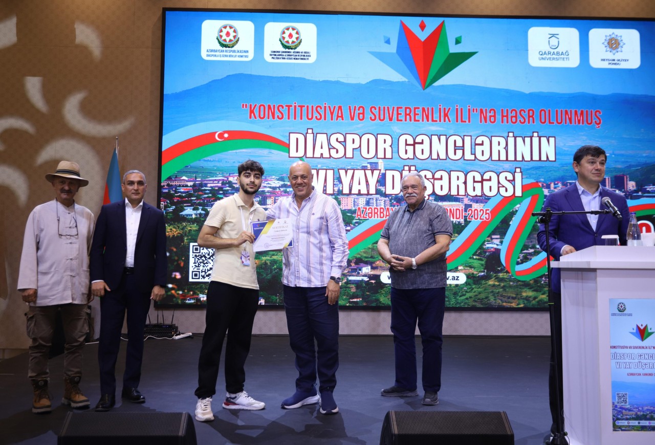 Diaspor Gənclərinin VI Yay Düşərgəsi başa çatıb - FOTOLAR