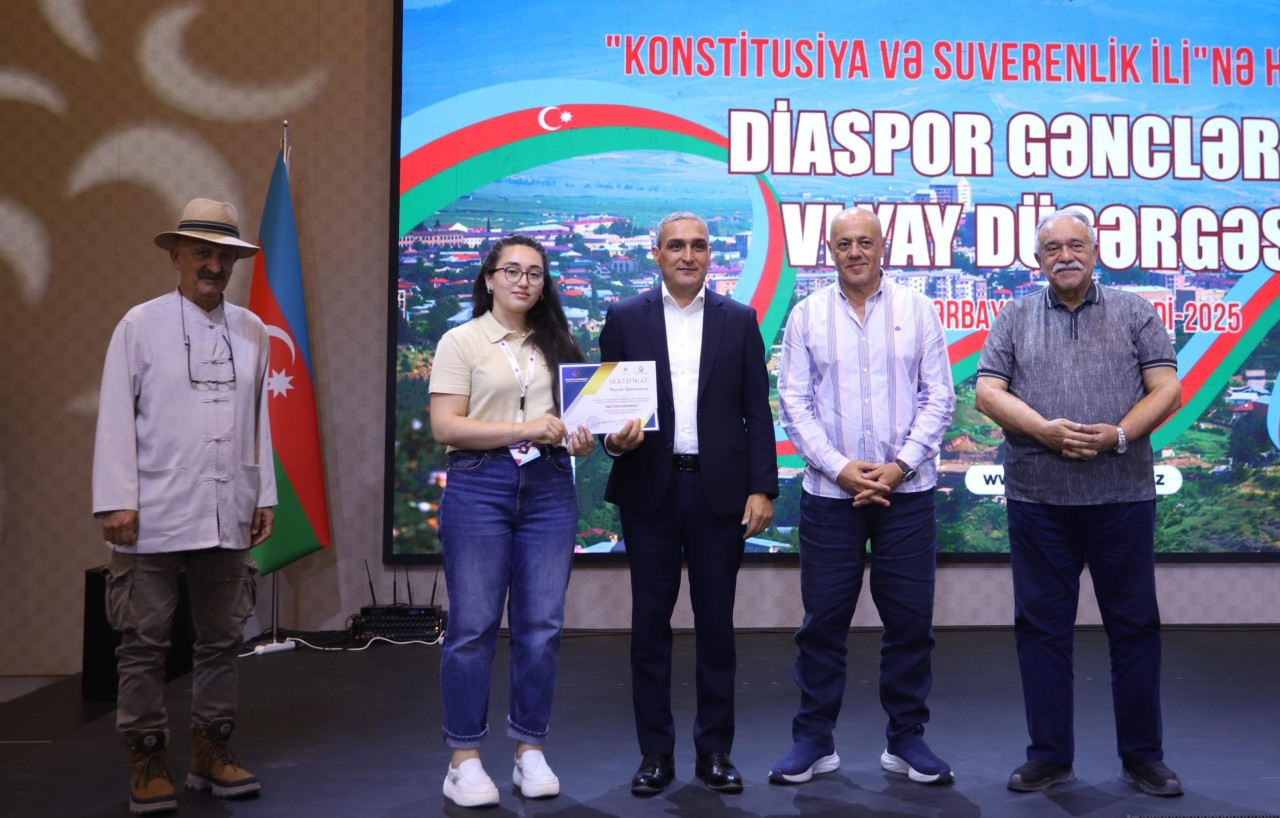 Diaspor Gənclərinin VI Yay Düşərgəsi başa çatıb - FOTOLAR