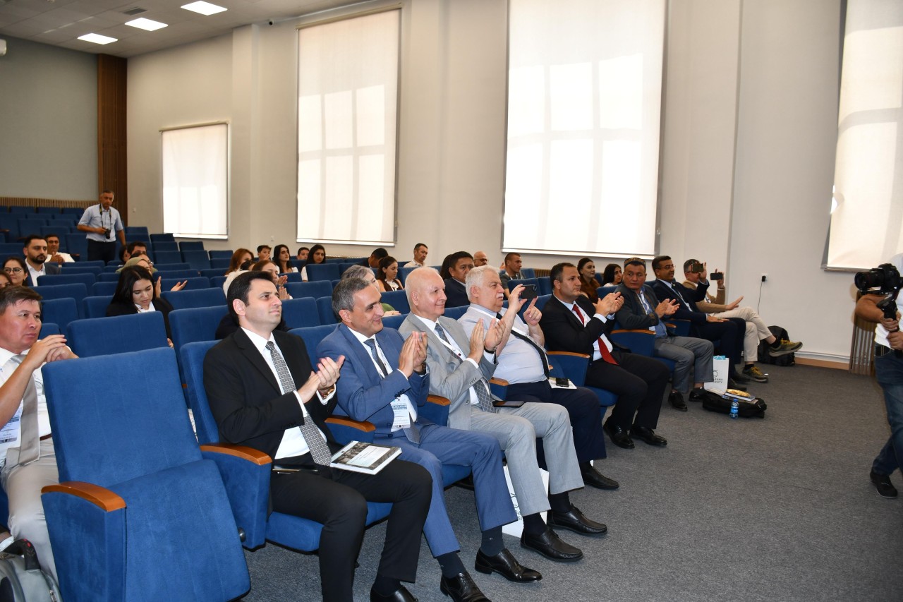 Qarabağ Universiteti 7-ci Türkoloji Yay Məktəbinə ev sahibliyi edir - FOTOLAR