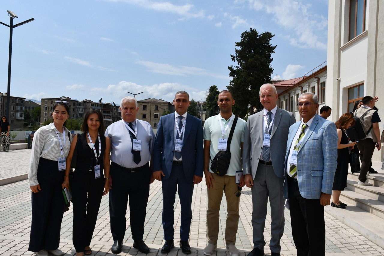 Qarabağ Universiteti 7-ci Türkoloji Yay Məktəbinə ev sahibliyi edir - FOTOLAR