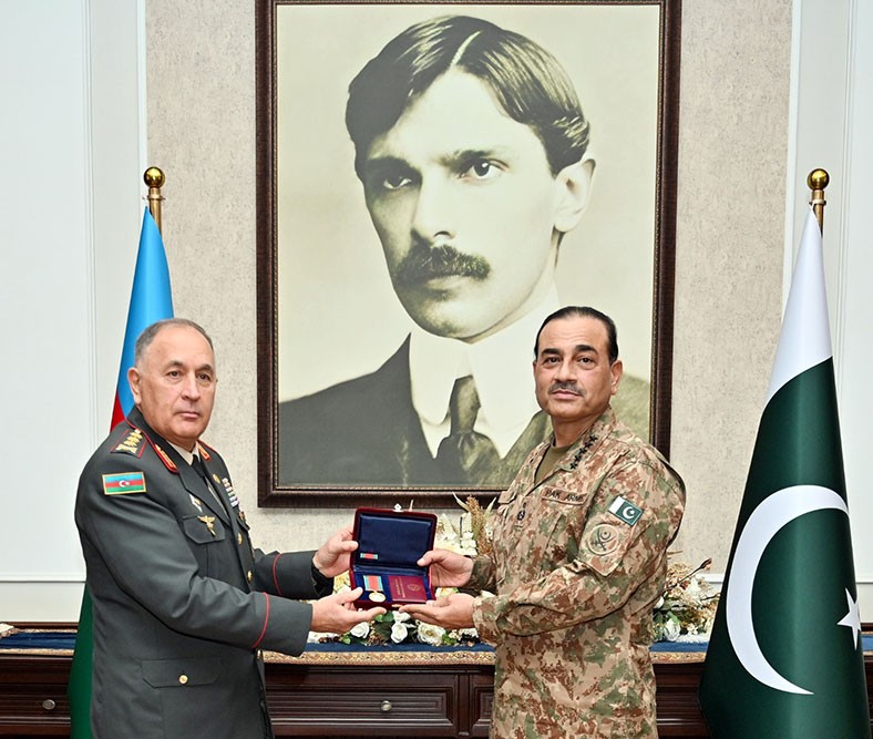 Kərim Vəliyev Pakistana getdi - FOTOLAR