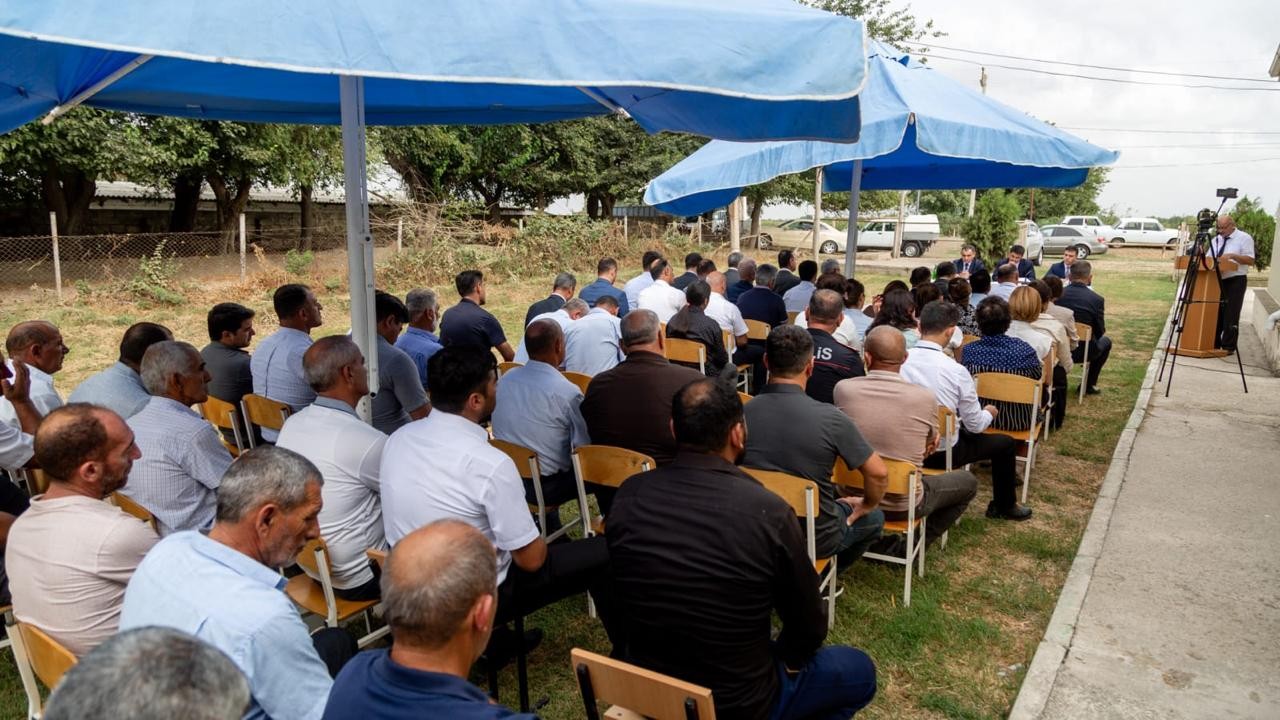 Neftçalanın icra başçısı səyyar görüş keçirib - FOTOLAR