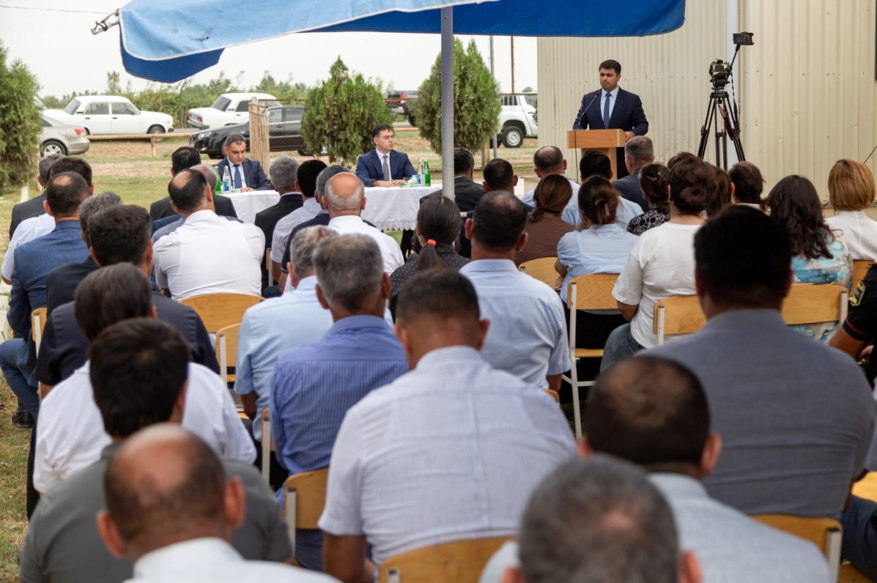 Neftçalanın icra başçısı səyyar görüş keçirib - FOTOLAR