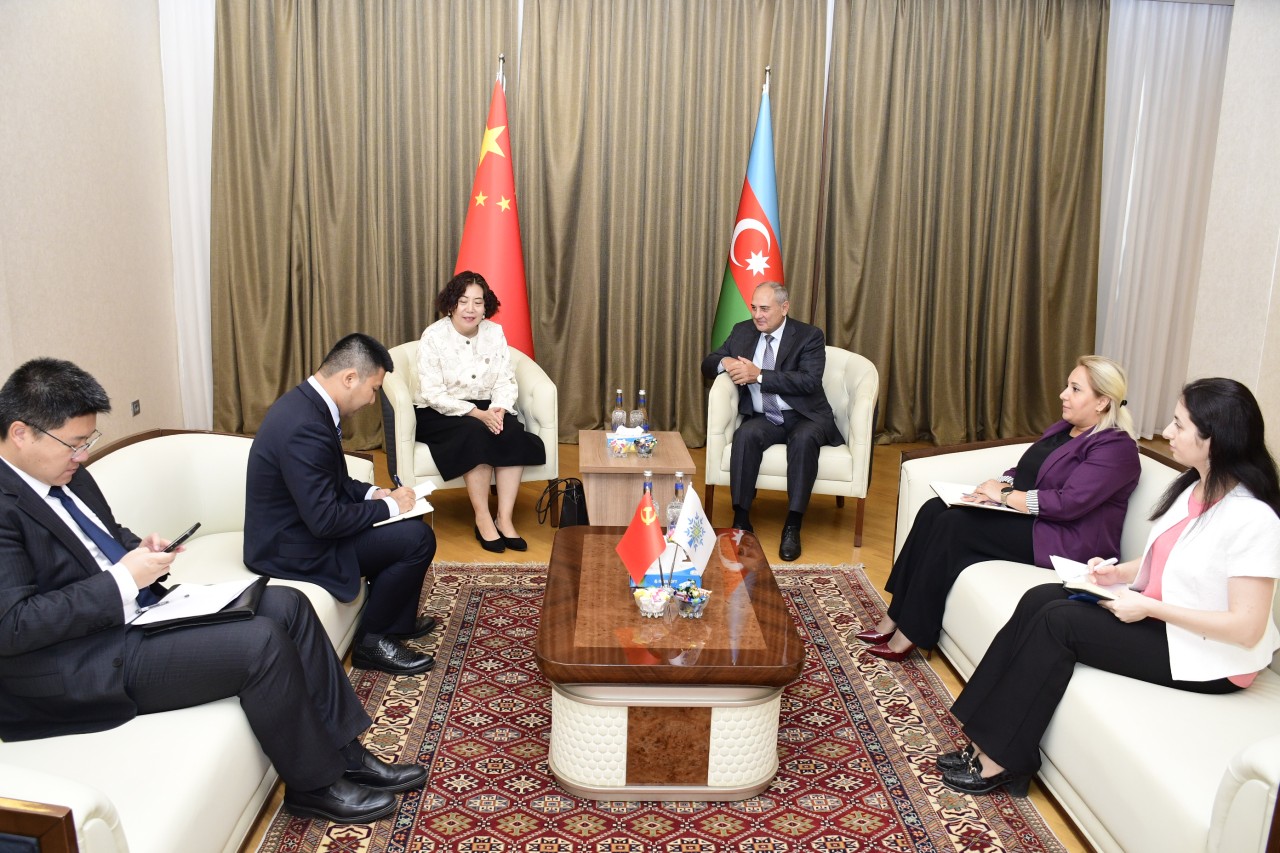 Tahir Budaqov Çinin Azərbaycandakı səfiri ilə görüşdü - FOTO