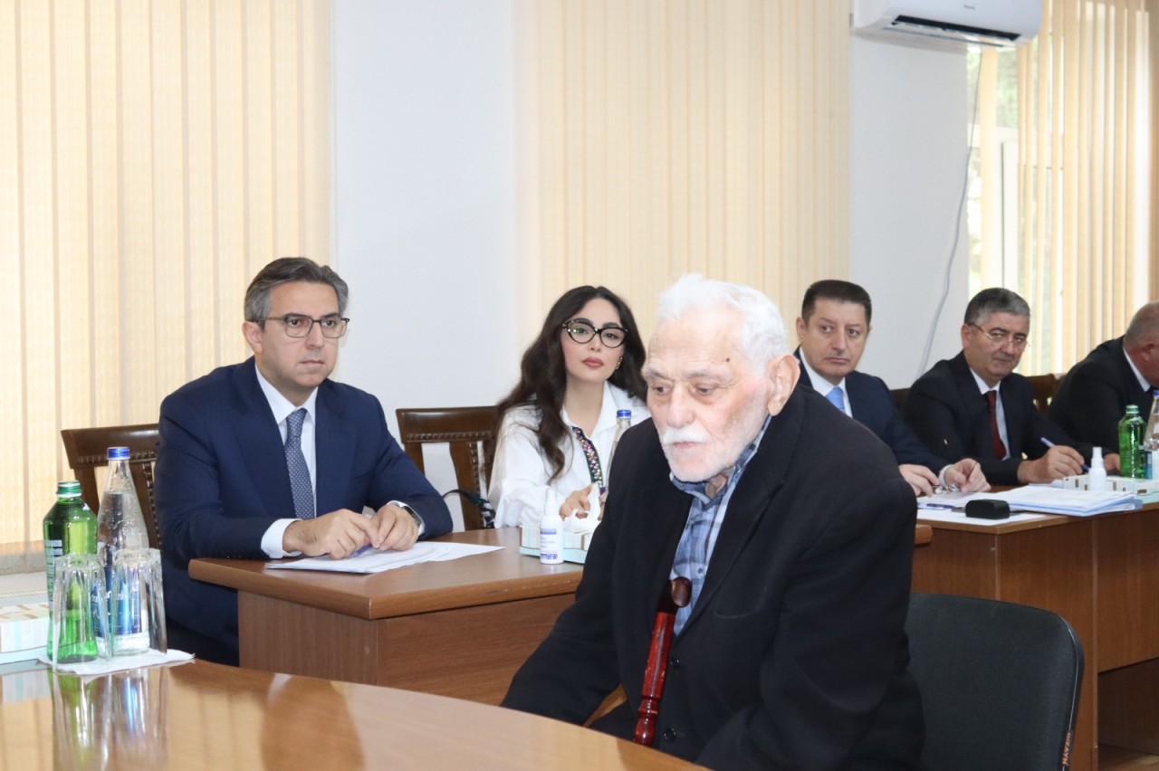 Zaur Mikayılov Tovuzda vətəndaşlarla görüşdü - FOTOLAR