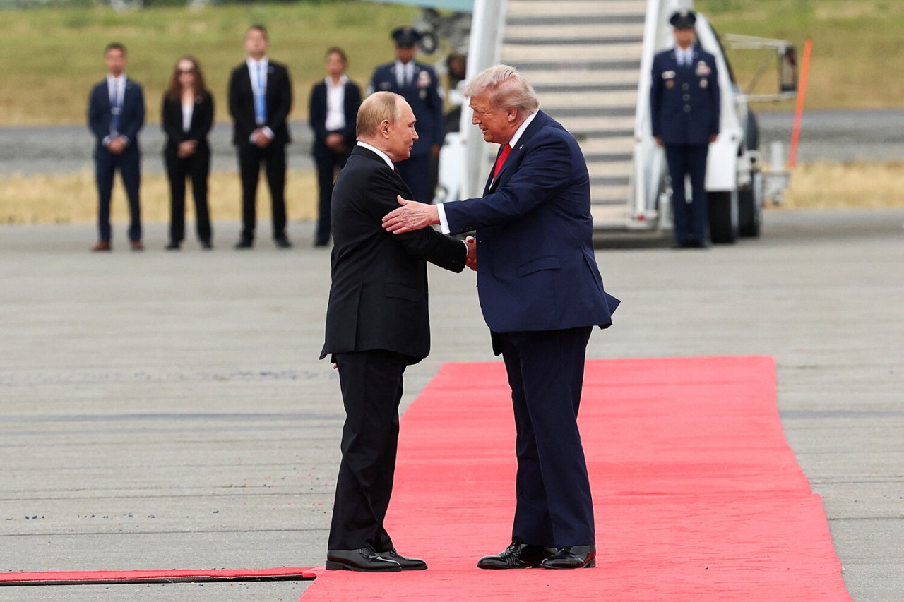 Liderlərin görüşündən maraqlı FOTOLAR