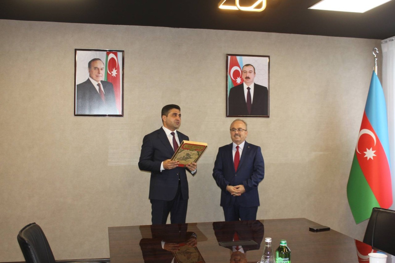 Elvin Paşayev Türkiyənin ölkəmizdəki səfiri ilə görüşdü - FOTOLAR