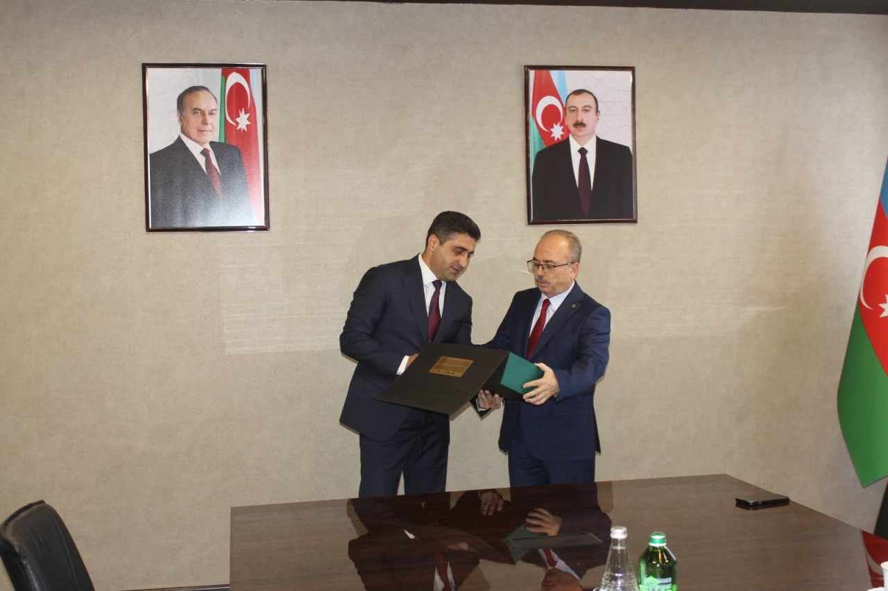 Elvin Paşayev Türkiyənin ölkəmizdəki səfiri ilə görüşdü - FOTOLAR