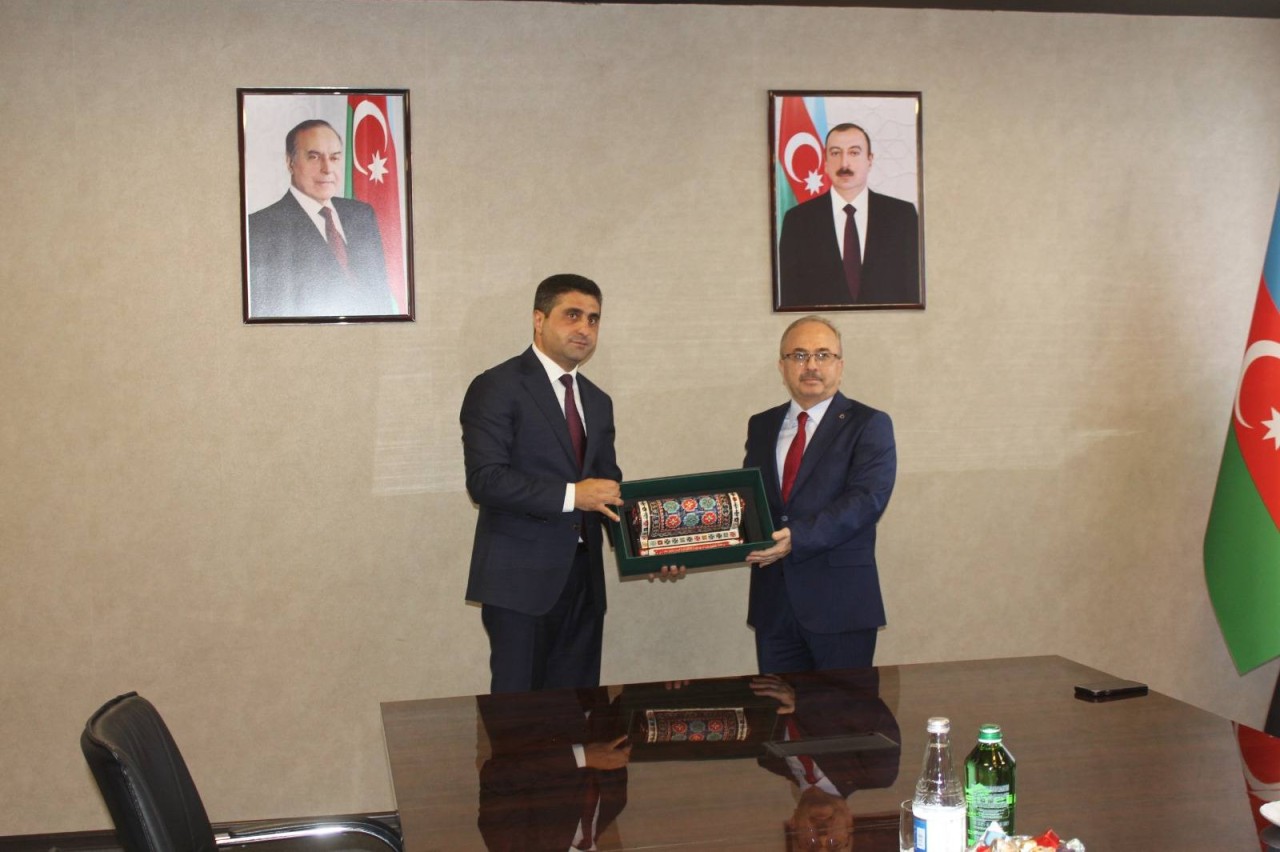 Elvin Paşayev Türkiyənin ölkəmizdəki səfiri ilə görüşdü - FOTOLAR