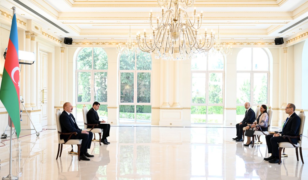 Prezident İsrailin yeni səfirinin etimadnaməsini qəbul edib - FOTOLAR