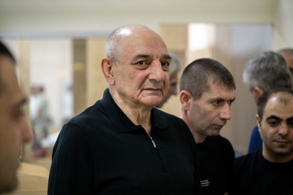 Bu dəfə doğmaları öldürülmüş şəxslər məhkəmədə ifadə VERDİLƏR