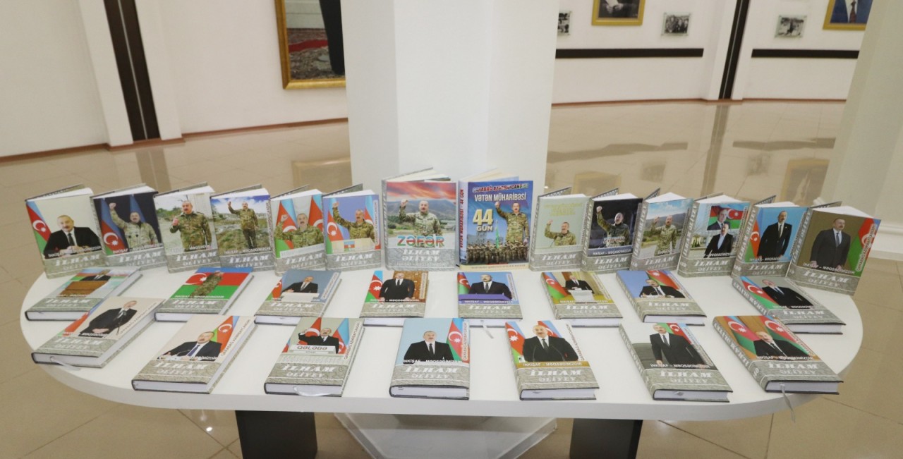 Qazaxda “Azərbaycan diplomatiyasının tarixi qələbəsi” mövzusunda konfrans keçirilib - FOTOLAR