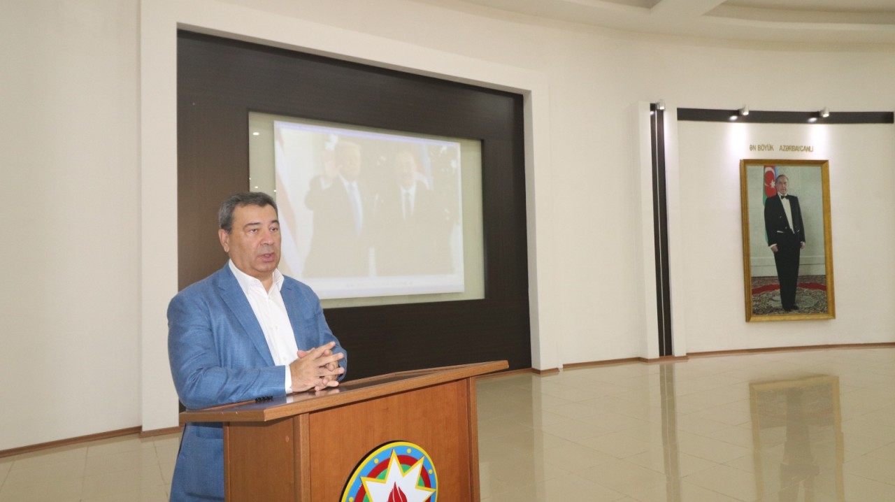 Qazaxda “Azərbaycan diplomatiyasının tarixi qələbəsi” mövzusunda konfrans keçirilib - FOTOLAR