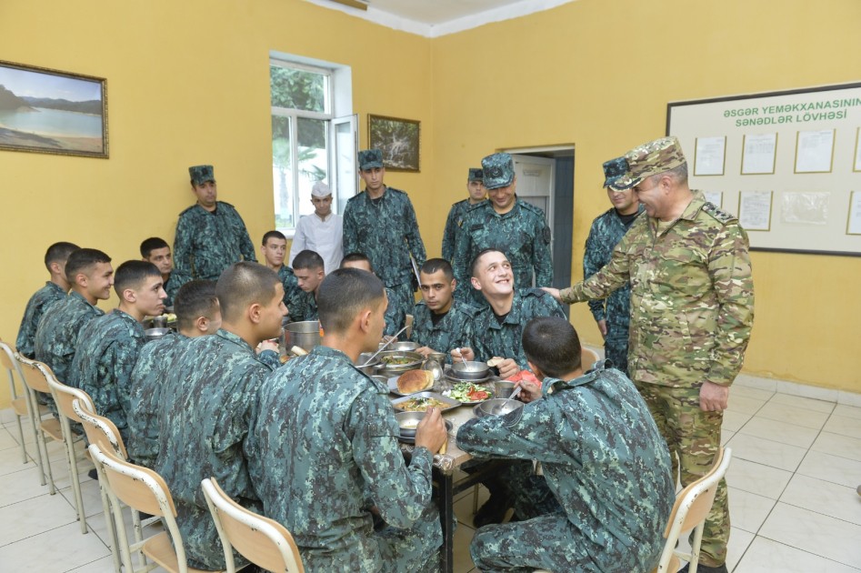 Hərbi prokuror DSX-nin hərbi qulluqçuları ilə görüşdü - FOTOLAR